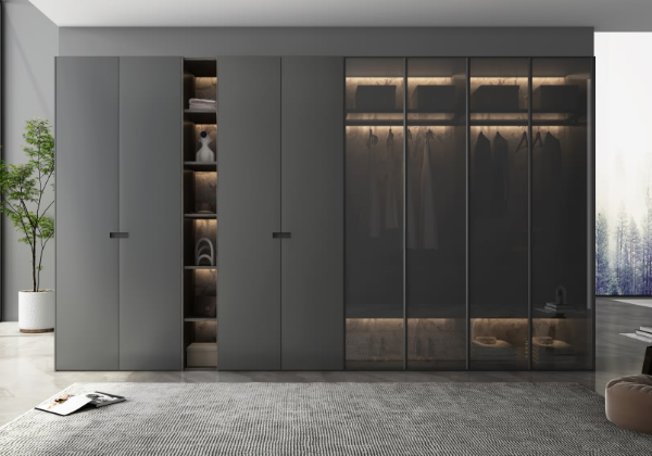 定制衣柜與成品衣柜有什么區(qū)別?定制衣柜有啥優(yōu)勢?